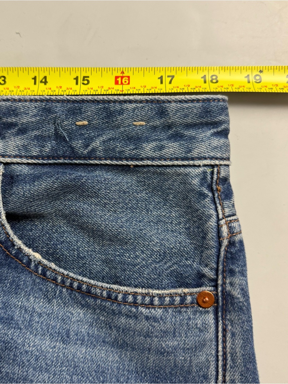 Madewell Curvy Darted Barrel Leg Jeans Womens 31 Medium Wash Denim - Picture 9 of 13